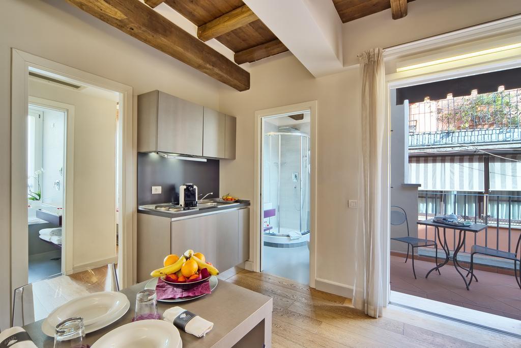 Trevi Palace Luxury Inn Rome Bagian luar foto